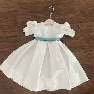 Beautiful flower girl dress size 18 months - never been worn